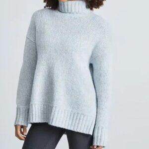 Everlane Wool Cotton and Alpaca turtleneck NWOT medium